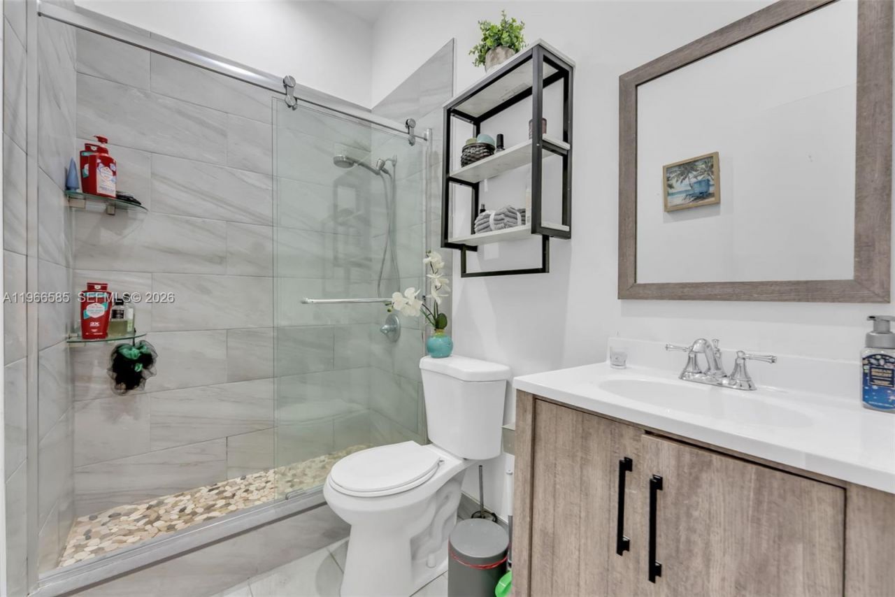 14813 SW 81st St , Unit A, Miami, FL 33193 Photo