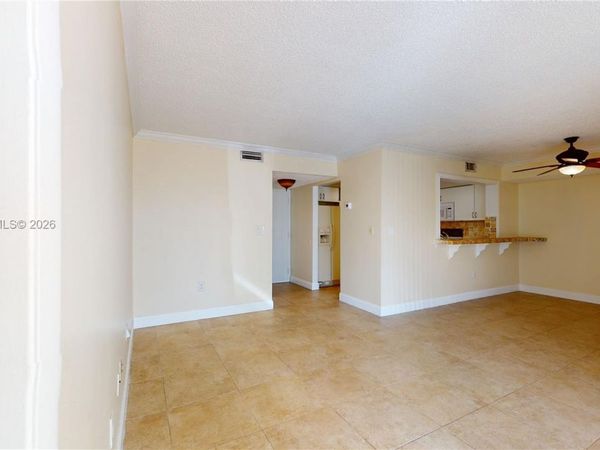 2055 SW 122nd Ave , Unit 108, Miami, FL 33175