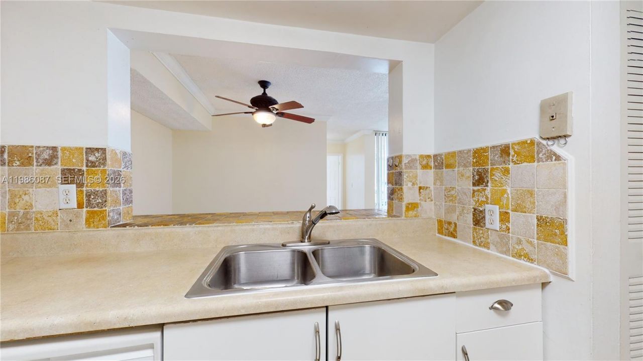 2055 SW 122nd Ave , Unit 108, Miami, FL 33175 Photo