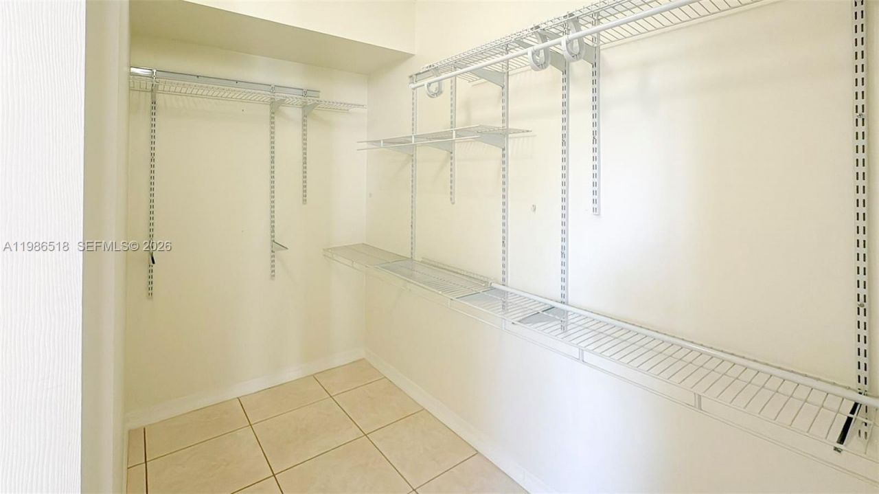 677 SW 111th Ave , Unit 204, Pembroke Pines, FL 33025 Photo