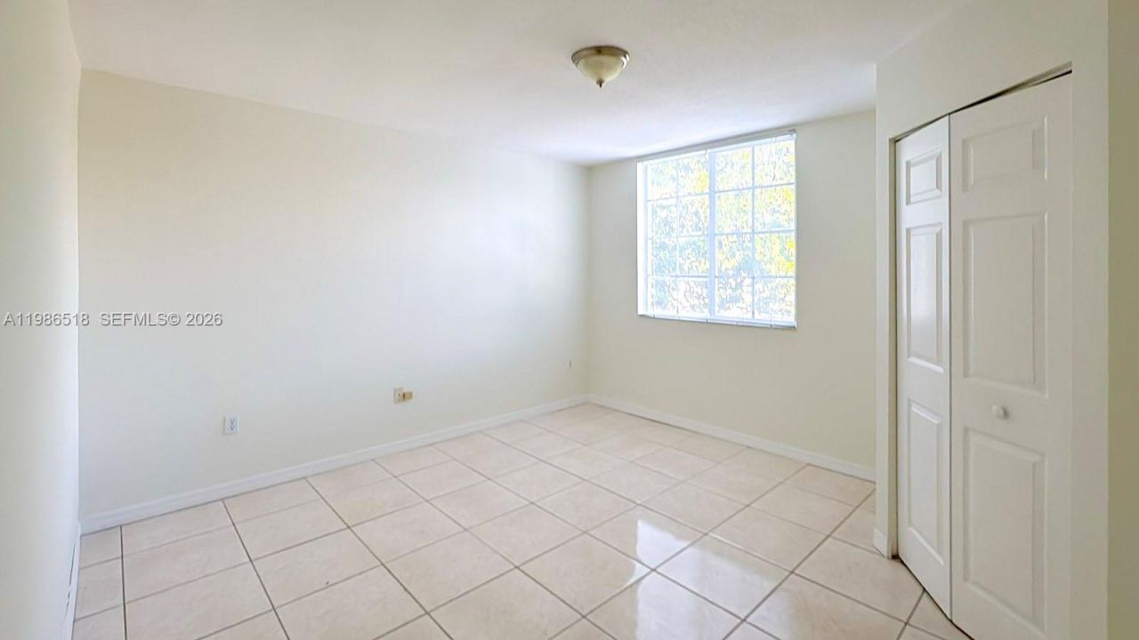 677 SW 111th Ave , Unit 204, Pembroke Pines, FL 33025 Photo