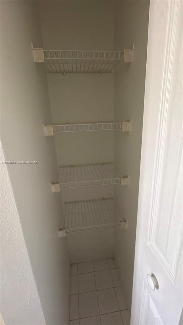 677 SW 111th Ave , Unit 204, Pembroke Pines, FL 33025 Photo