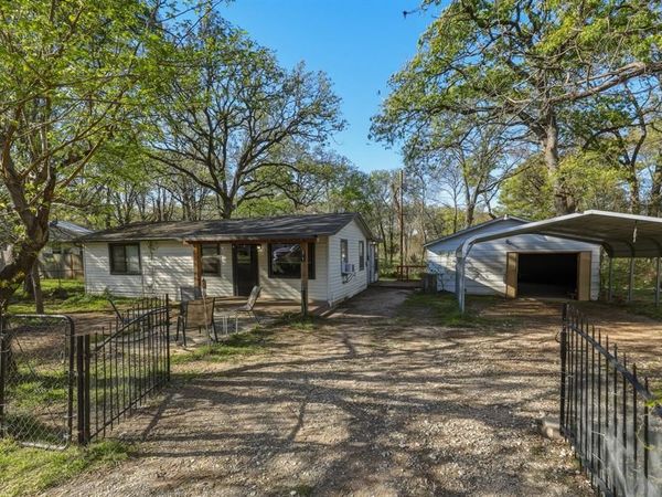 9747 Navajo Lane, Quinlan, TX 75474