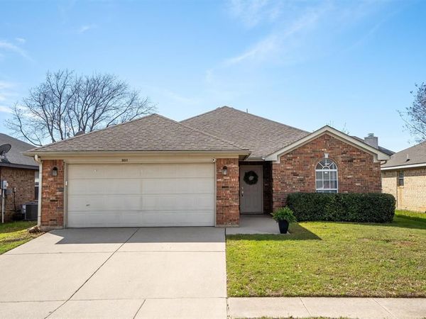 8601 Stetson Drive, Fort Worth, TX 76244