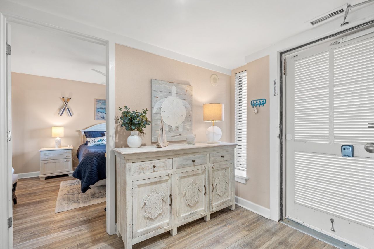 100 Ocean Creek Dr. Photo 18