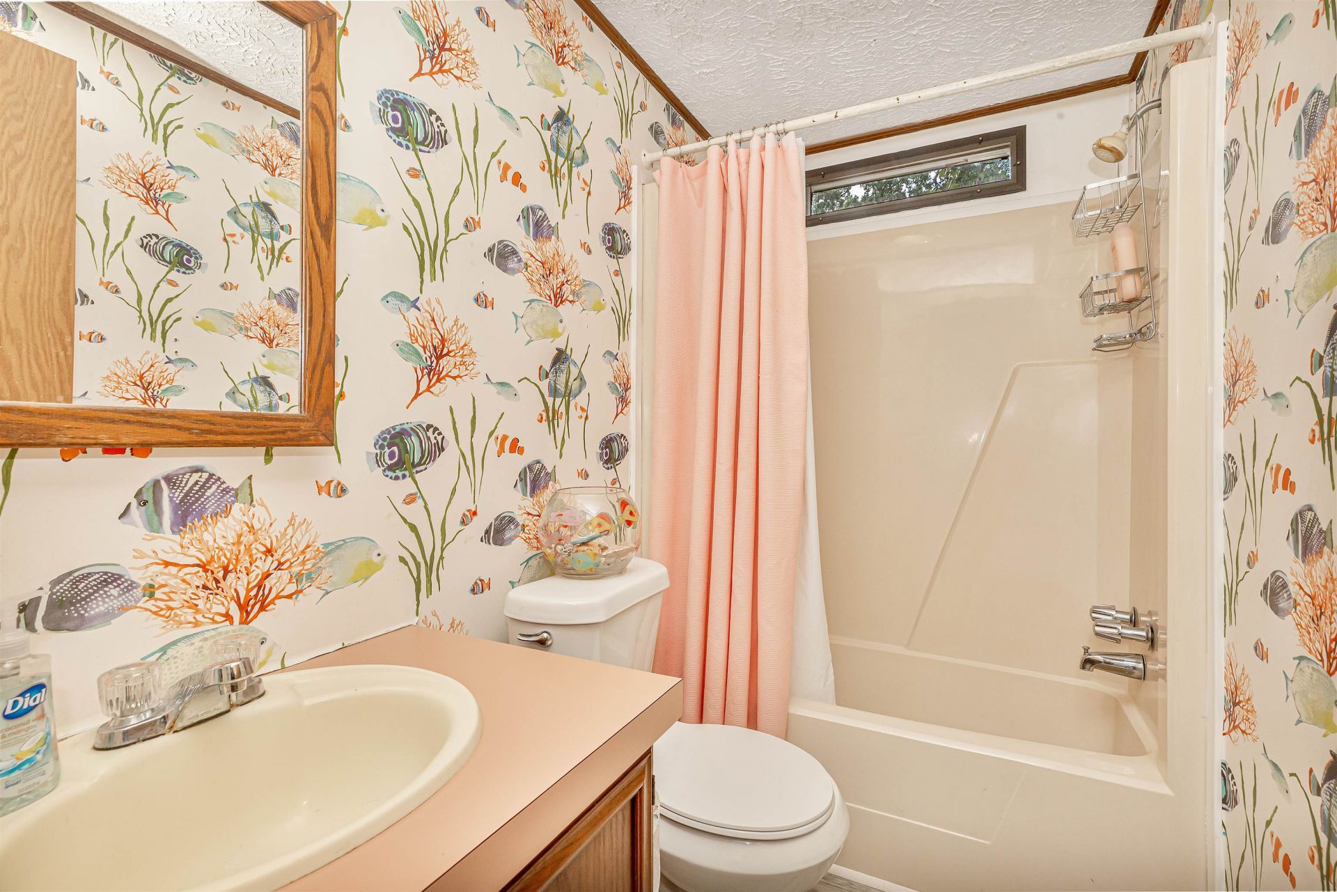 582 Mimosa Dr. Photo 22