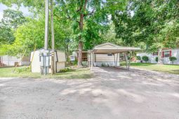 582 Mimosa Dr. photo 4