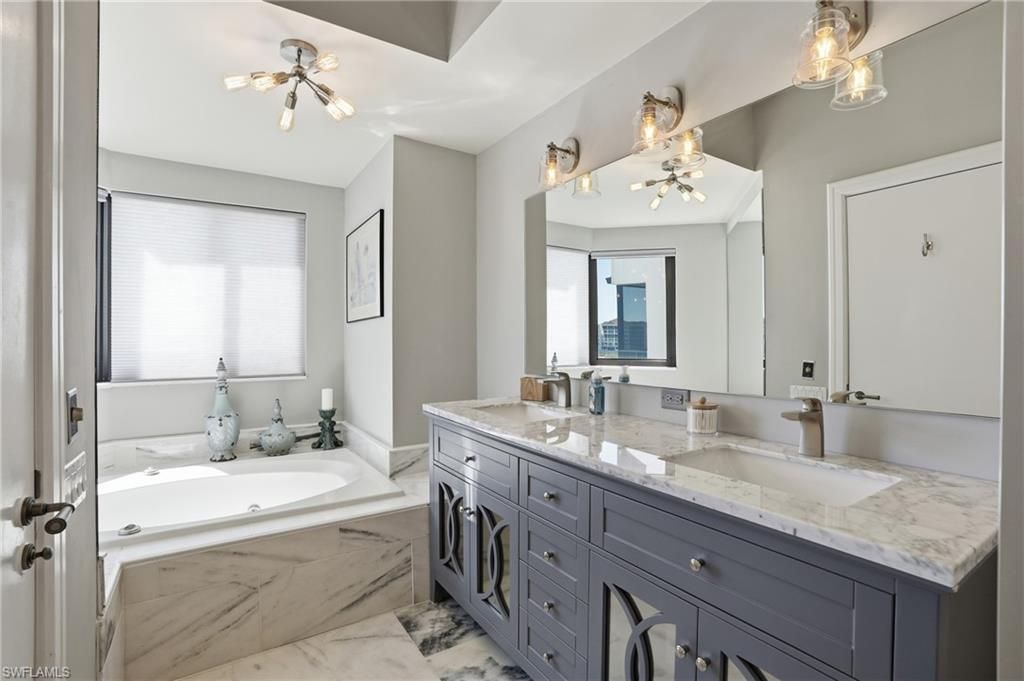 309 La Peninsula Blvd, Unit 309, Naples, FL 34113 Photo