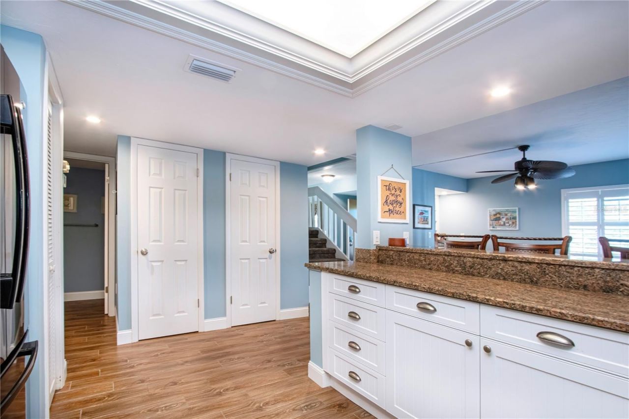 1700 Cove II Place, Unit 324, Sarasota, FL 34242 Photo