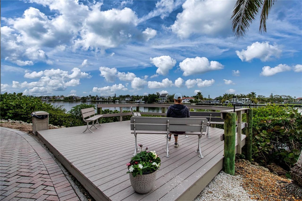 1700 Cove II Place, Unit 324, Sarasota, FL 34242 Photo