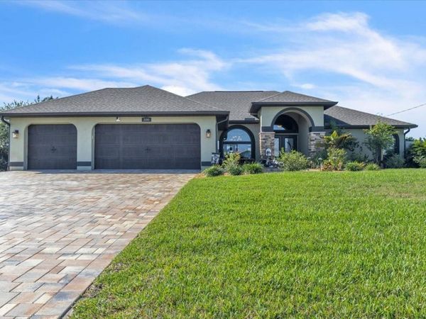 330 NE 20TH STREET , CAPE CORAL, FL 33909
