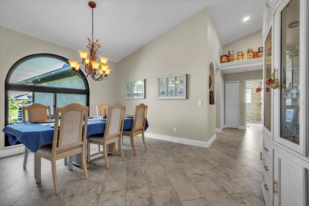 330 NE 20th Street, Cape Coral, FL 33909 Photo