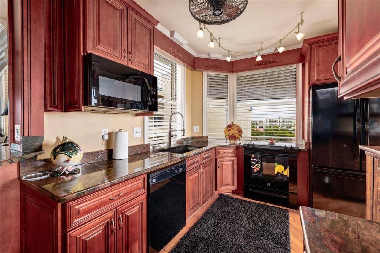 7862 Sailboat Key Boulevard S, Unit 506, South Pasadena, FL 33707 Photo