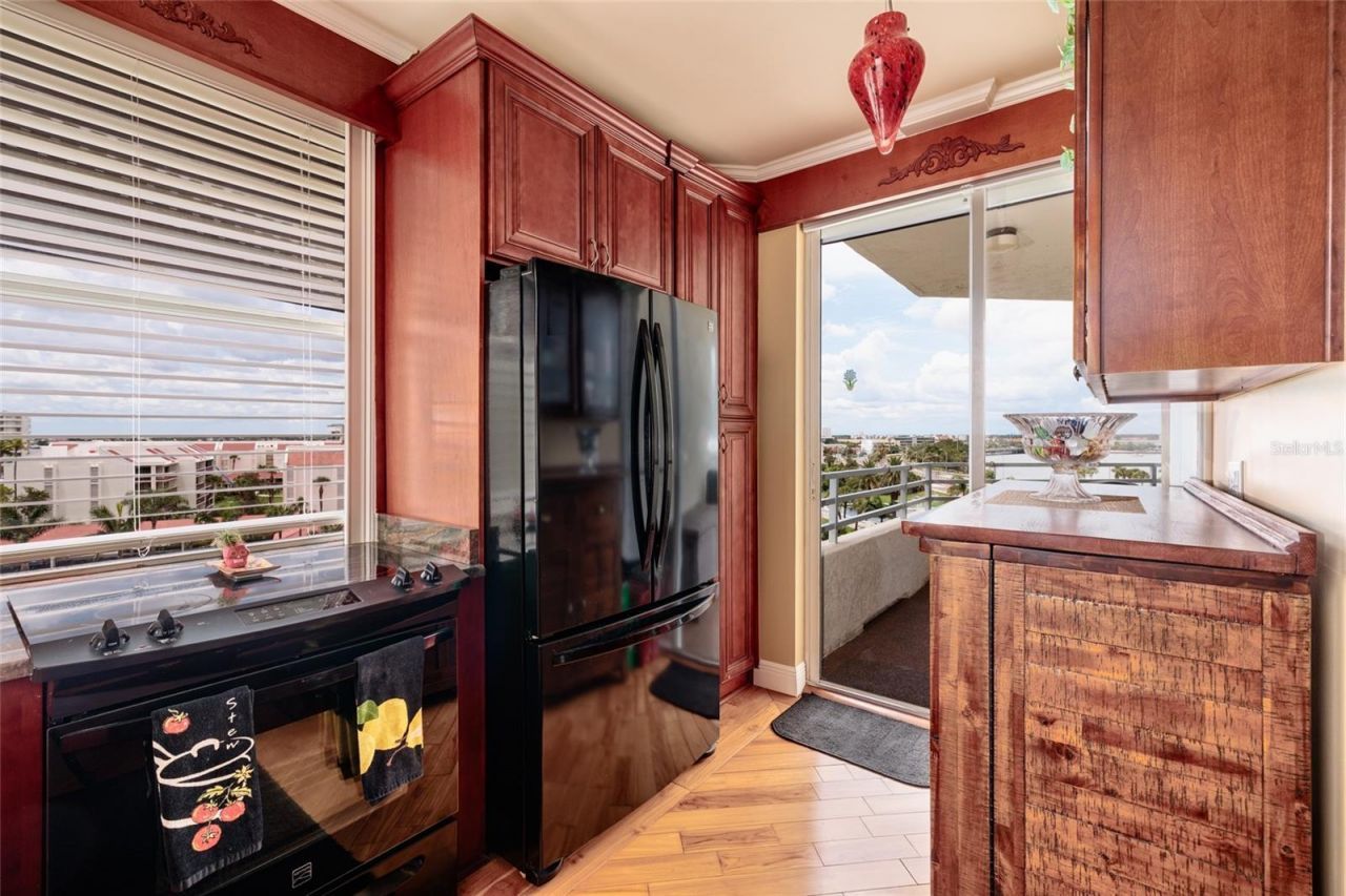 7862 Sailboat Key Boulevard S, Unit 506, South Pasadena, FL 33707 Photo