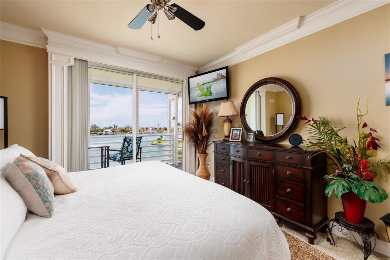 7862 Sailboat Key Boulevard S, Unit 506, South Pasadena, FL 33707 Photo