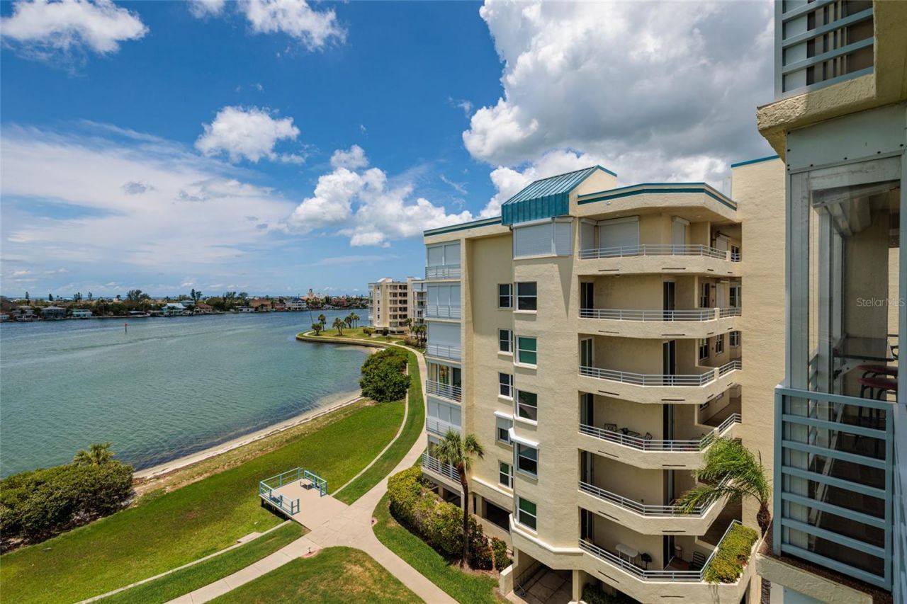 7862 Sailboat Key Boulevard S, Unit 506, South Pasadena, FL 33707 Photo