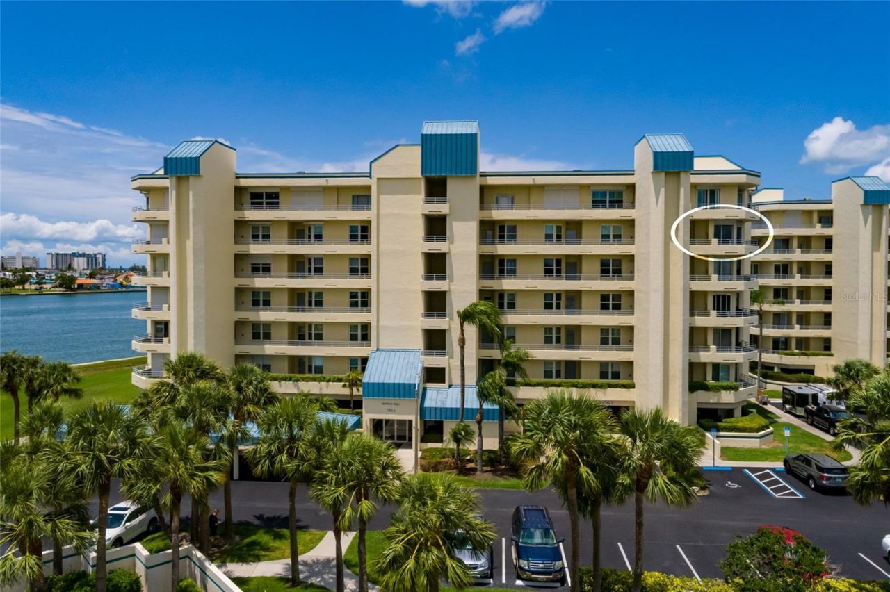 7862 Sailboat Key Boulevard S, Unit 506, South Pasadena, FL 33707 Photo