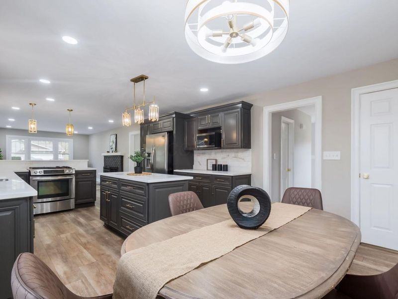 6136 Charmar Drive , Westerville, OH 43082 Photo 11