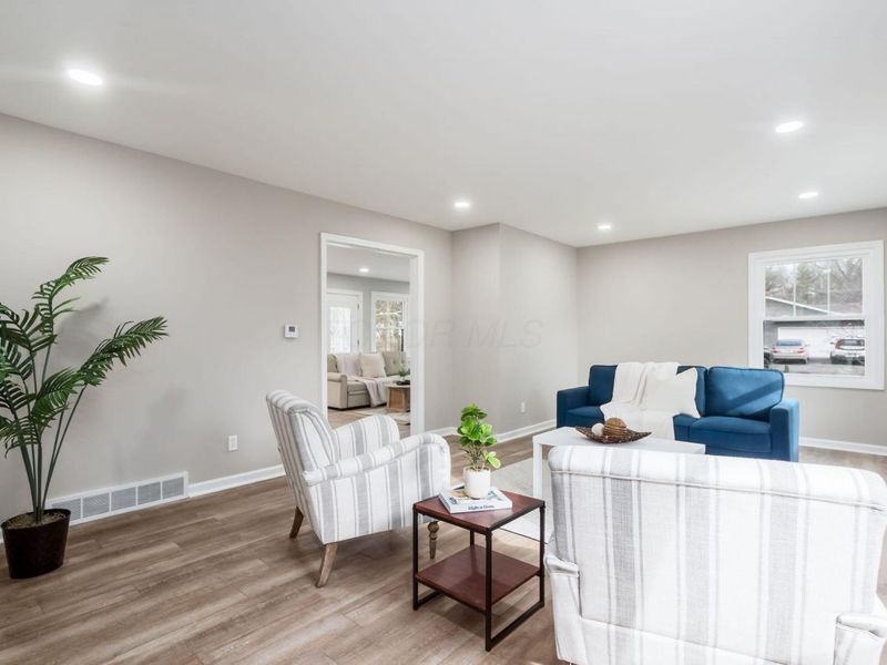 6136 Charmar Drive , Westerville, OH 43082 Photo 13