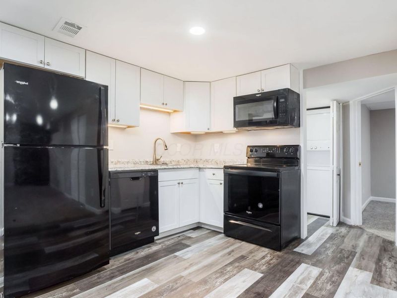 6136 Charmar Drive , Westerville, OH 43082 Photo 40