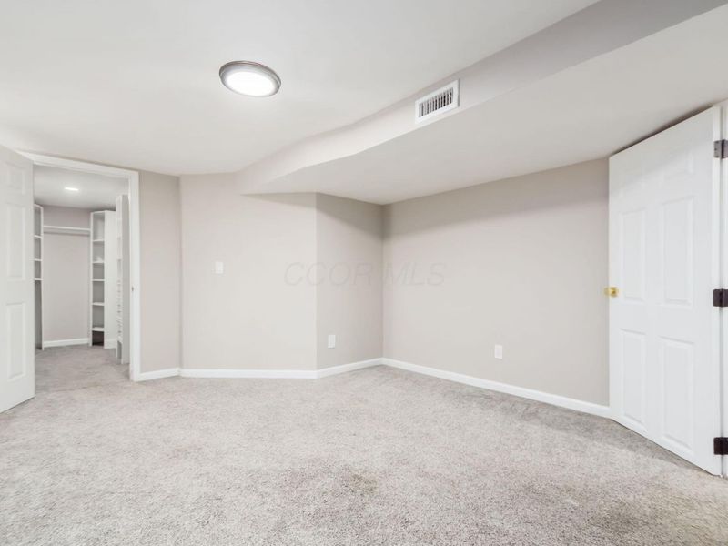 6136 Charmar Drive , Westerville, OH 43082 Photo 44