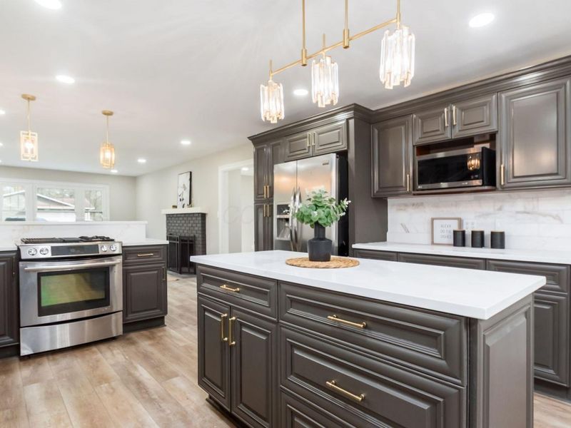 6136 Charmar Drive , Westerville, OH 43082 Photo 8