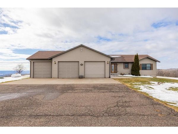 W1660 Maplewood Lane, Alma, WI 54610