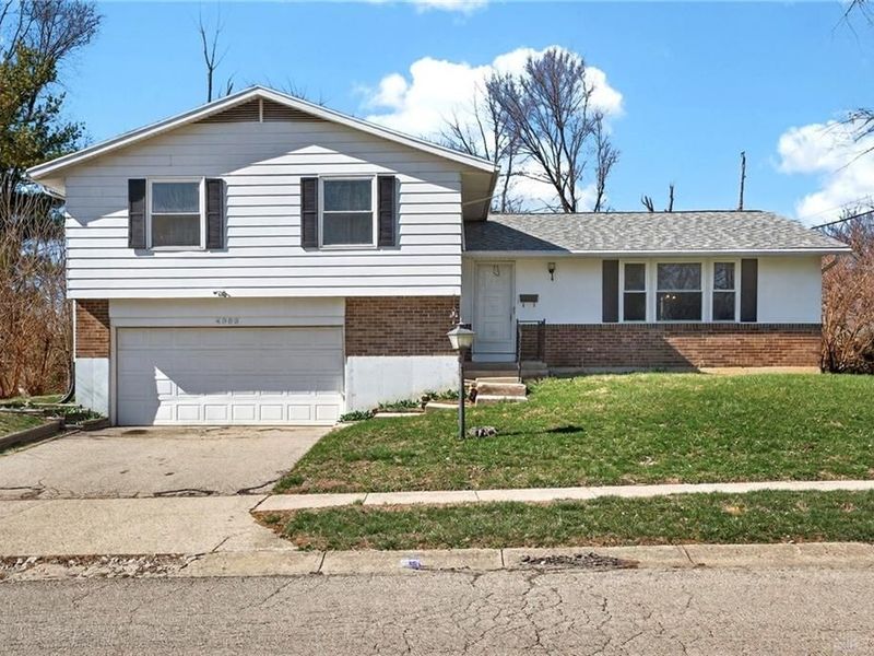 4983 Sweetbirch Drive, Riverside, OH 45424 Photo 1