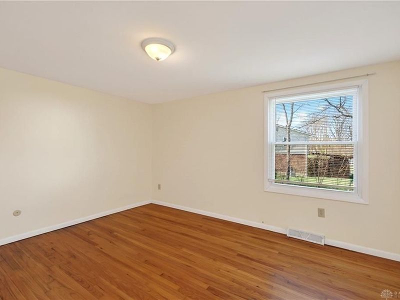 4983 Sweetbirch Drive, Riverside, OH 45424 Photo 32