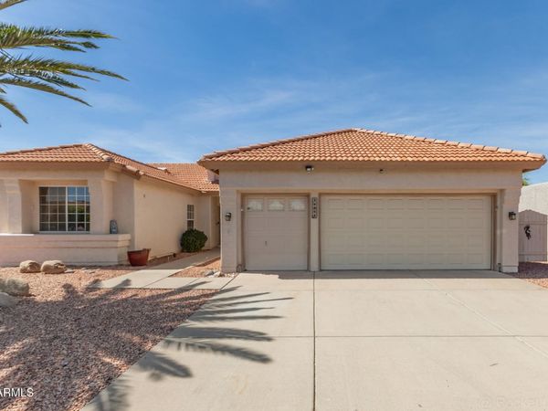 26052 S GLENBURN Drive, Sun Lakes, AZ 85248