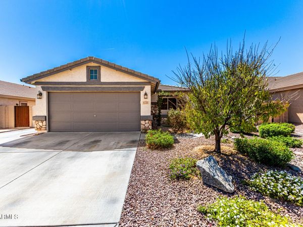 17755 W HEARN Road, Surprise, AZ 85388