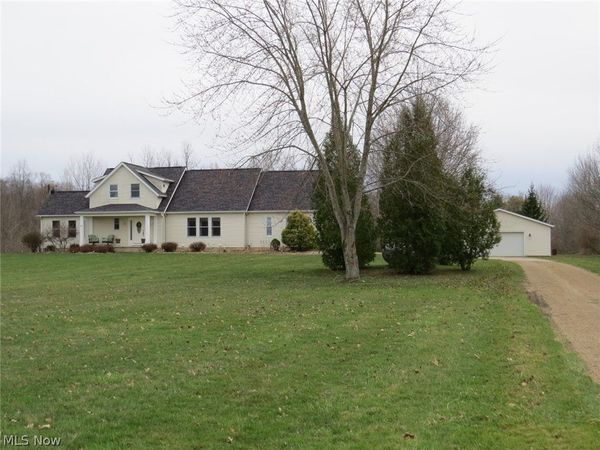 8566 Chatham Road , Medina, OH 44256