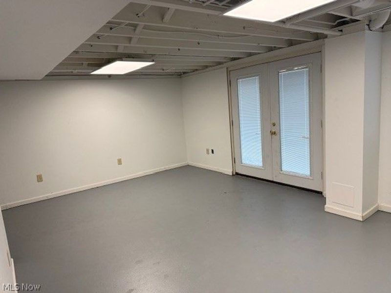 6644 Ravenwood Avenue NW, Canton, OH 44718 Photo 18