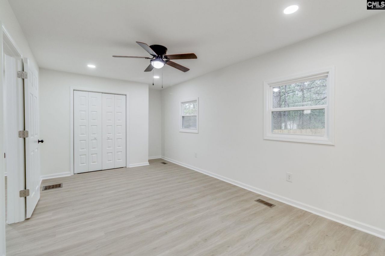 1022 Sandpiper Lane  Photo 13