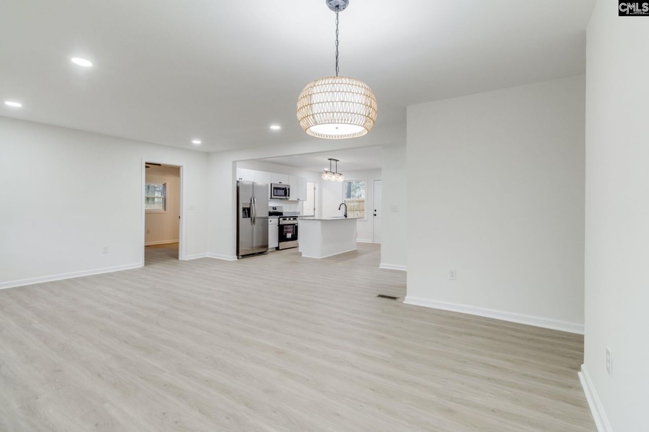 1022 Sandpiper Lane  Photo 14