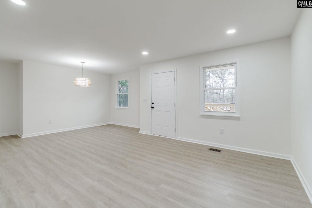 1022 Sandpiper Lane  Photo 17