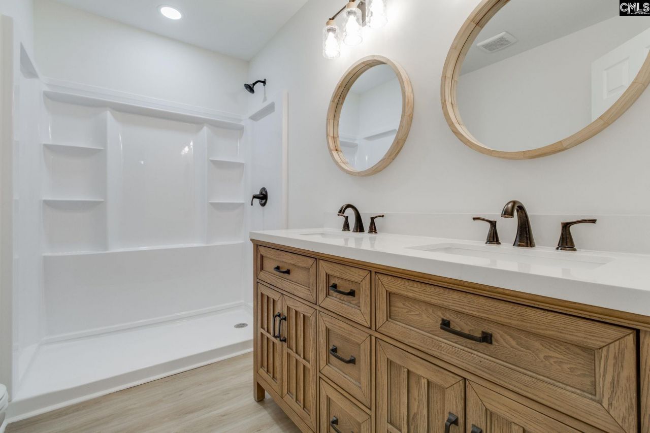 1022 Sandpiper Lane  Photo 4