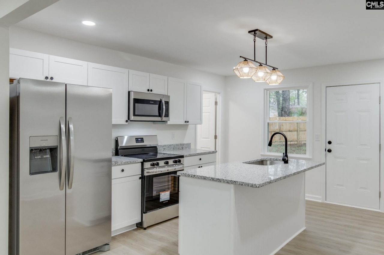 1022 Sandpiper Lane  Photo 5