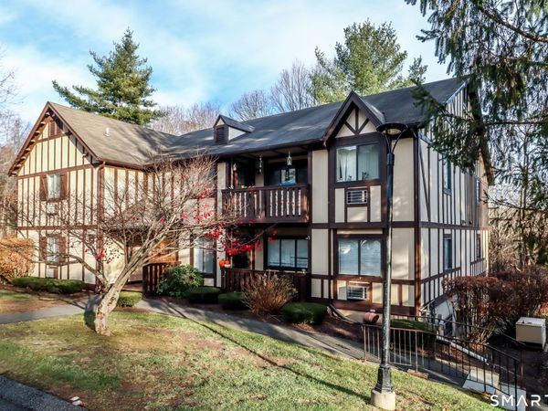 28 Rollingwood, Unit 28, Brookfield, CT 06804