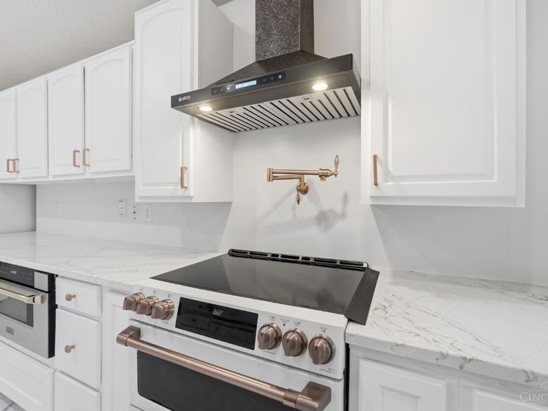 6560 Twin Lakes Drive, Mason, OH 45040 Photo 11