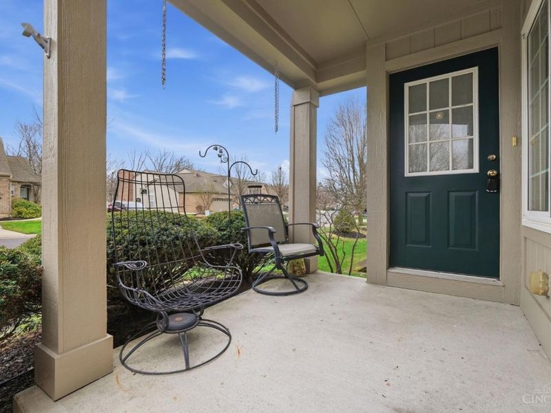 6560 Twin Lakes Drive, Mason, OH 45040 Photo 3