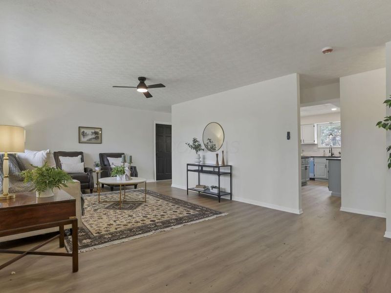 5289 Hazelton-Etna Road SW, Pataskala, OH 43062 Photo 8