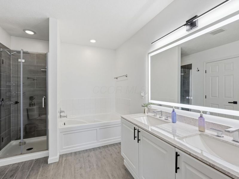 7276 Colonial Affair Drive, Unit 11, New Albany, OH 43054 Photo 16