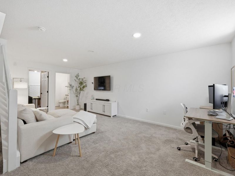 7276 Colonial Affair Drive, Unit 11, New Albany, OH 43054 Photo 20