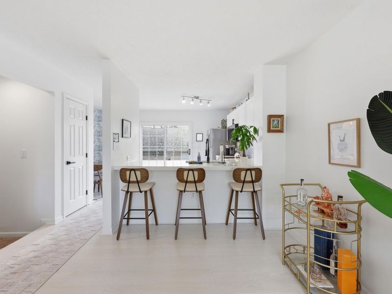 7276 Colonial Affair Drive, Unit 11, New Albany, OH 43054 Photo 9