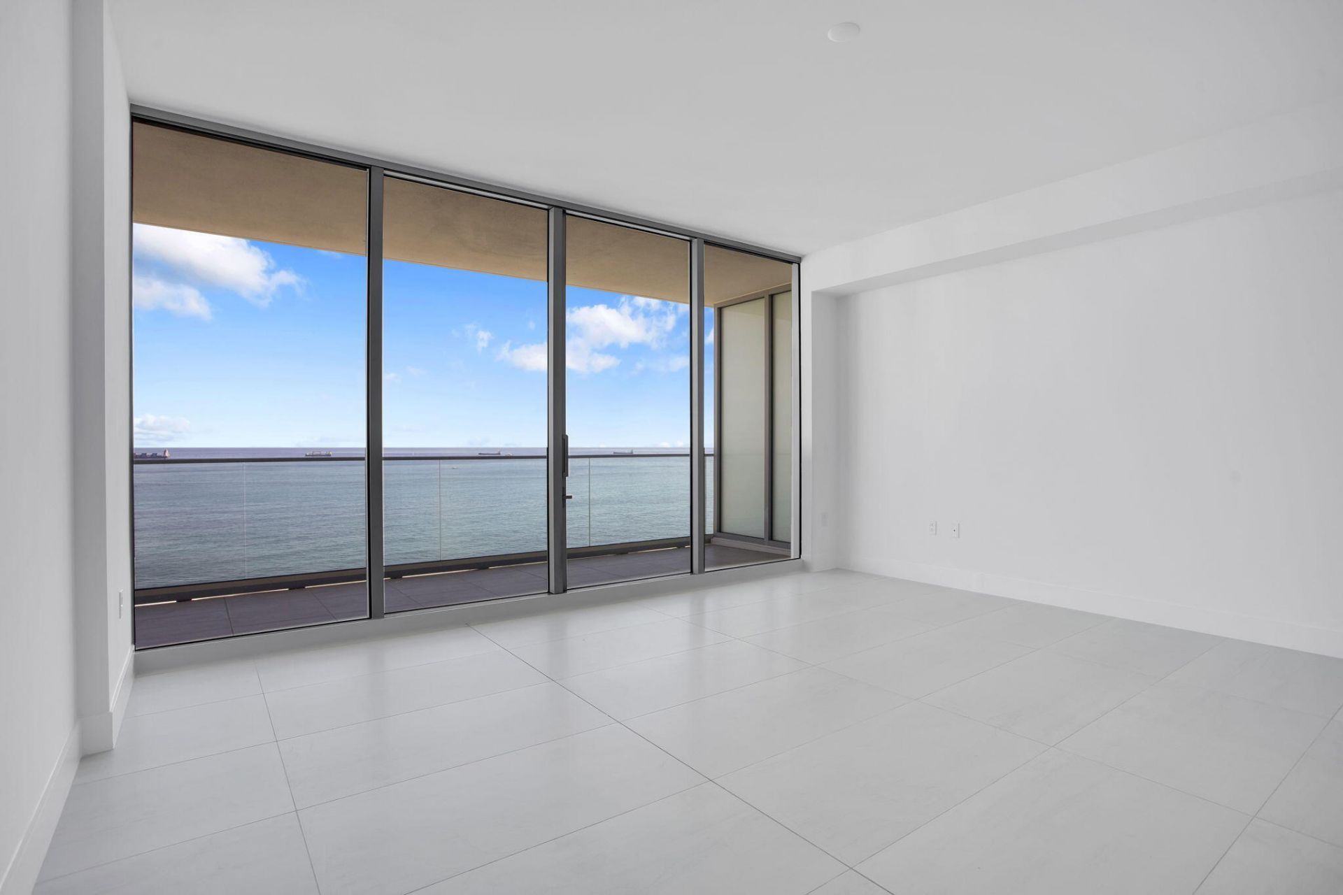 151 N Seabreeze Boulevard, Unit 1204, Fort Lauderdale, FL 33304 Photo