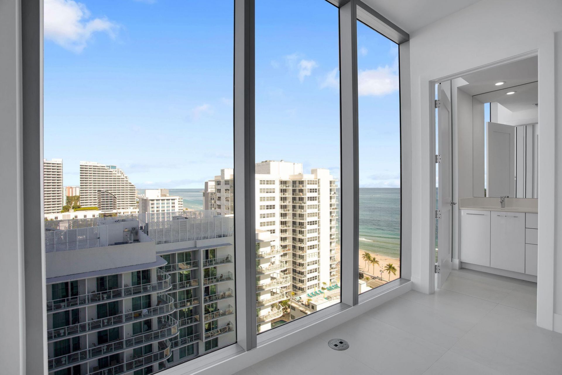 151 N Seabreeze Boulevard, Unit 1204, Fort Lauderdale, FL 33304 Photo