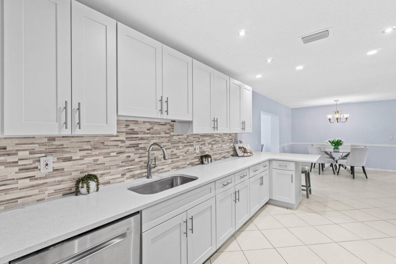 3187 Buccaneer Road, Lake Worth, FL 33462 Photo