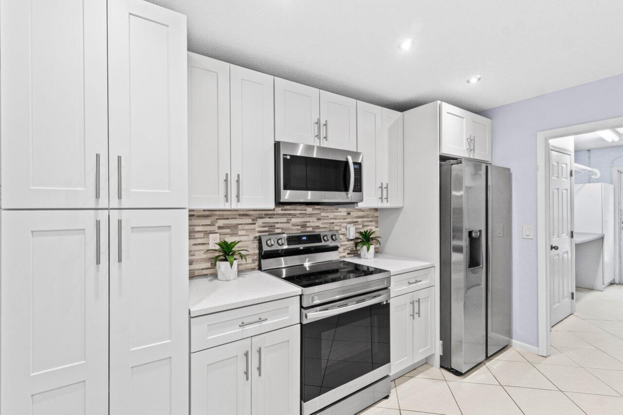 3187 Buccaneer Road, Lake Worth, FL 33462 Photo