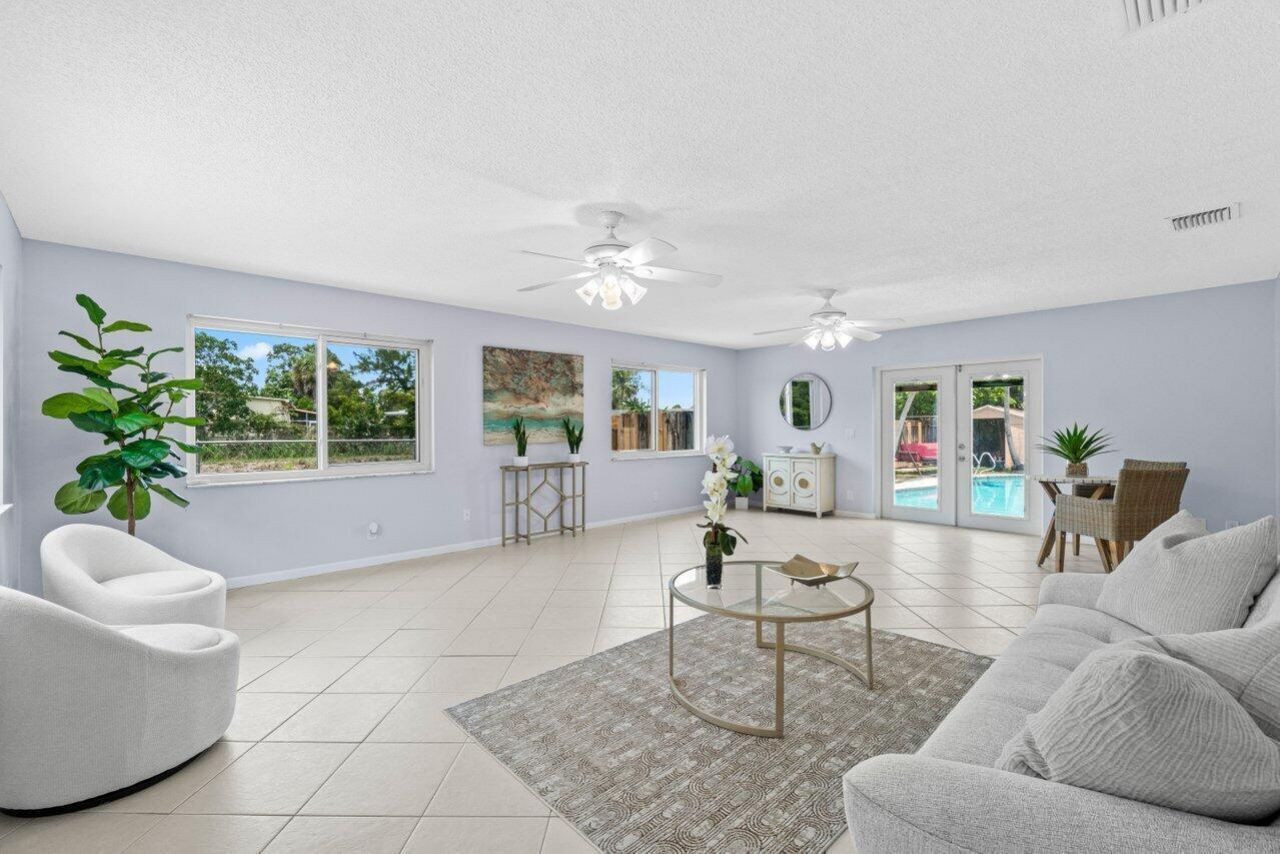 3187 Buccaneer Road, Lake Worth, FL 33462 Photo